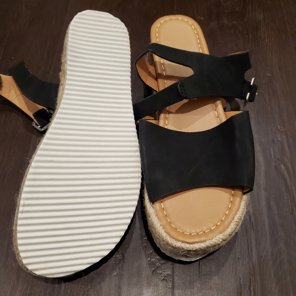 Espadrille sandals